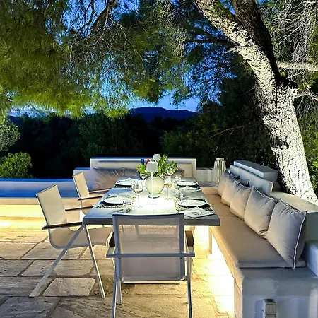 Aglaia, A Treasure In Paradise Villa *